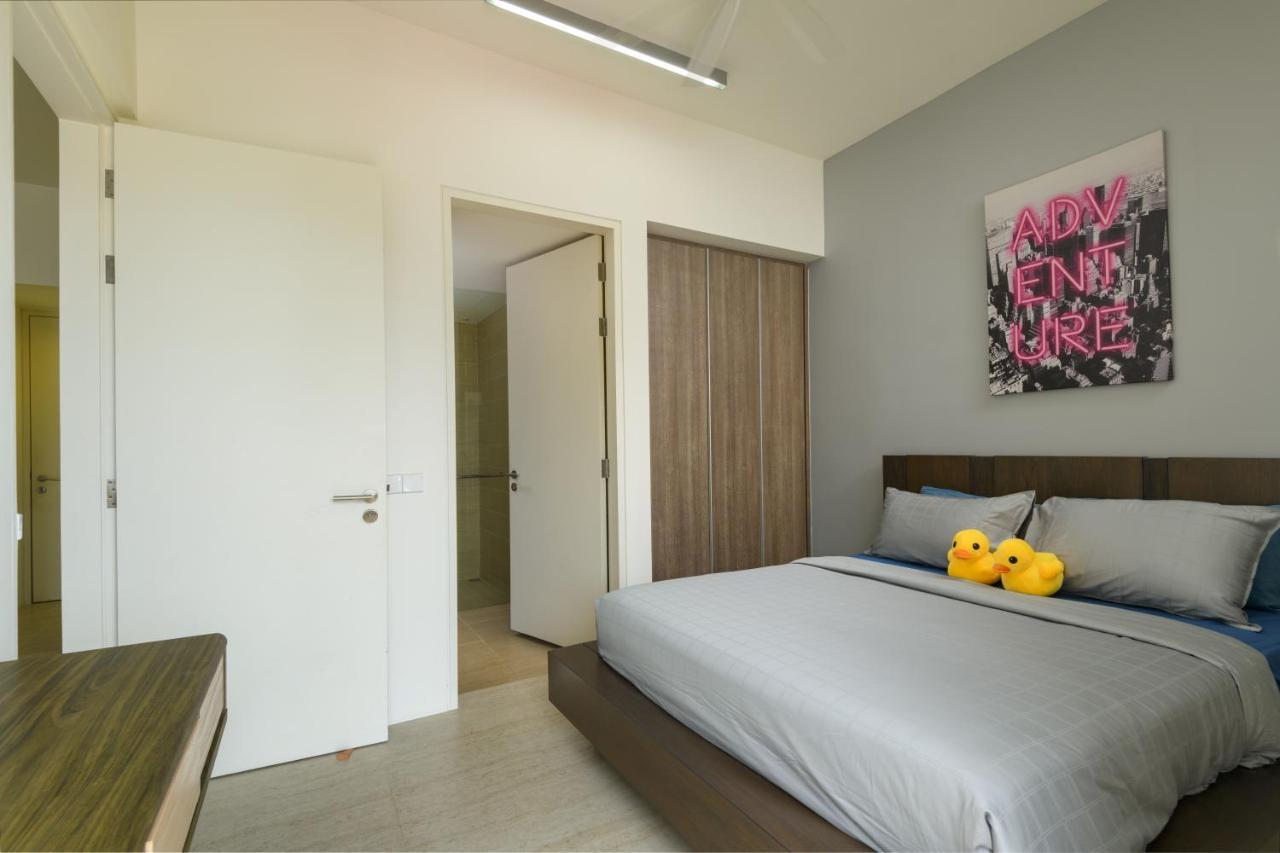 By The Sea Beach Front Apartment Batu Feringgi Εξωτερικό φωτογραφία