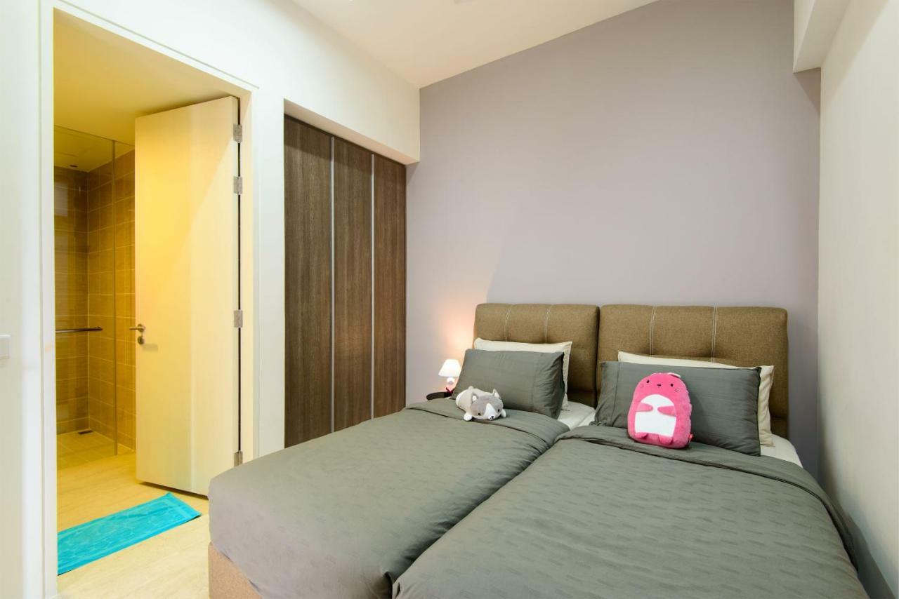 By The Sea Beach Front Apartment Batu Feringgi Εξωτερικό φωτογραφία
