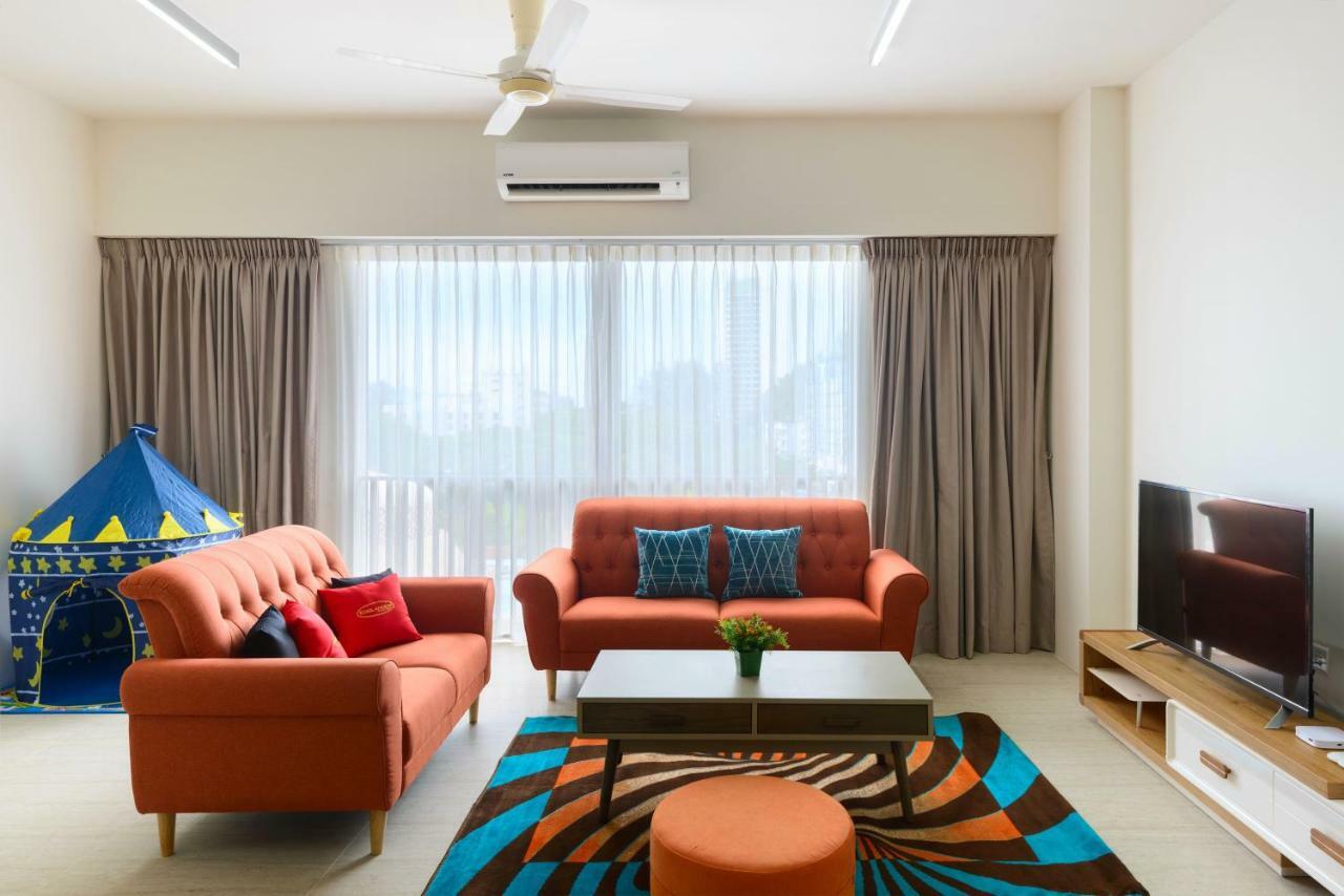 By The Sea Beach Front Apartment Batu Feringgi Εξωτερικό φωτογραφία