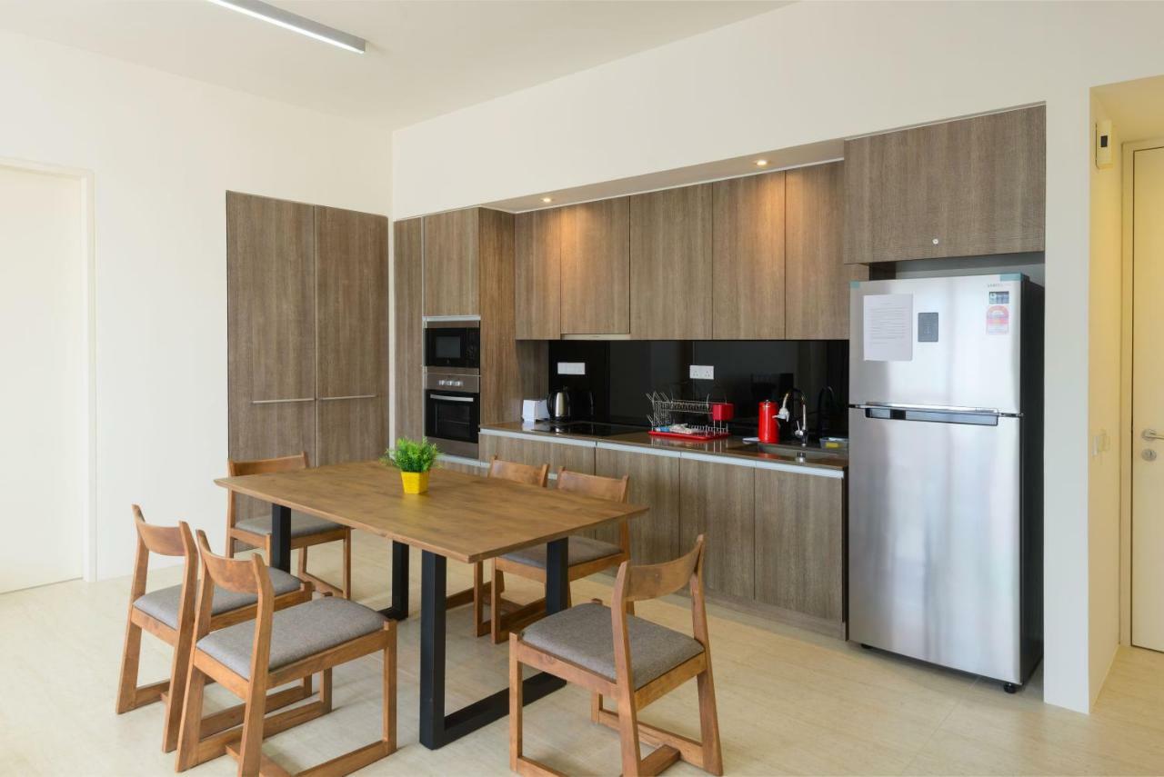 By The Sea Beach Front Apartment Batu Feringgi Εξωτερικό φωτογραφία